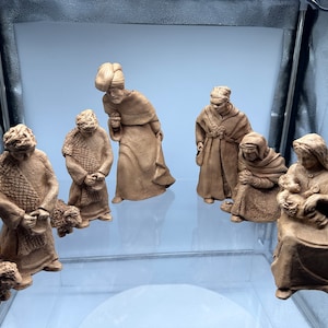 vintage des années 70 Abbey Press crèche de la Nativité à cinq personnages en résine, trois sages, Mary baby deux garçons