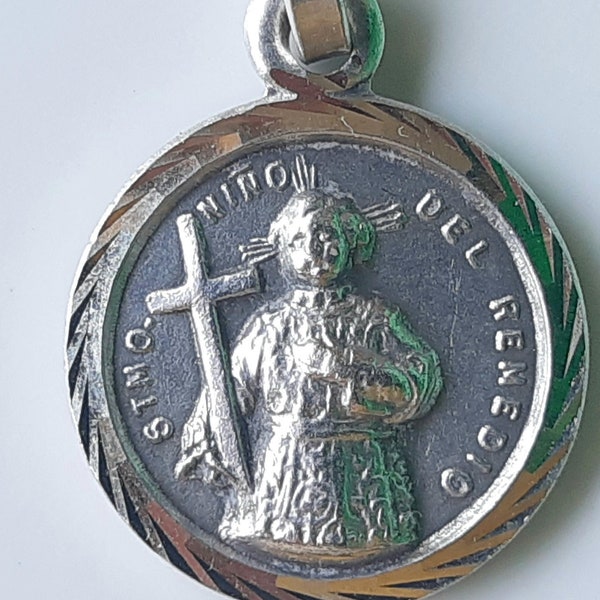 1/2" Vintage El Niño del Remedio Medal: Santisimo Child Jesus Alpaca Silver Pendant  w Shiny Border|| Madrid, Spain Oratorio