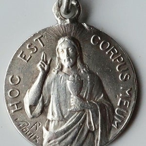 AS-IS Antique First Holy Communion Medal--Our Lord Jesus Christ Giving Blessed Sacrament/Eucharist to Child--Small Round Catholic Gift Charm