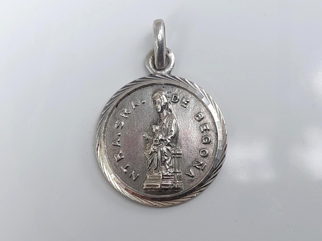 Silver Basque Vintage Our Lady of Begoña Medal: Silver Basque Pendant - Etsy