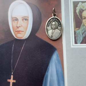 Bl. Cartão de oração de Émilie Gamelin + Medalha Pieta: Mere Emilie Tavernier Gamelin - Fundadora das Irmãs da Providência em Montreal, Viúva/Freira/Assistente Social