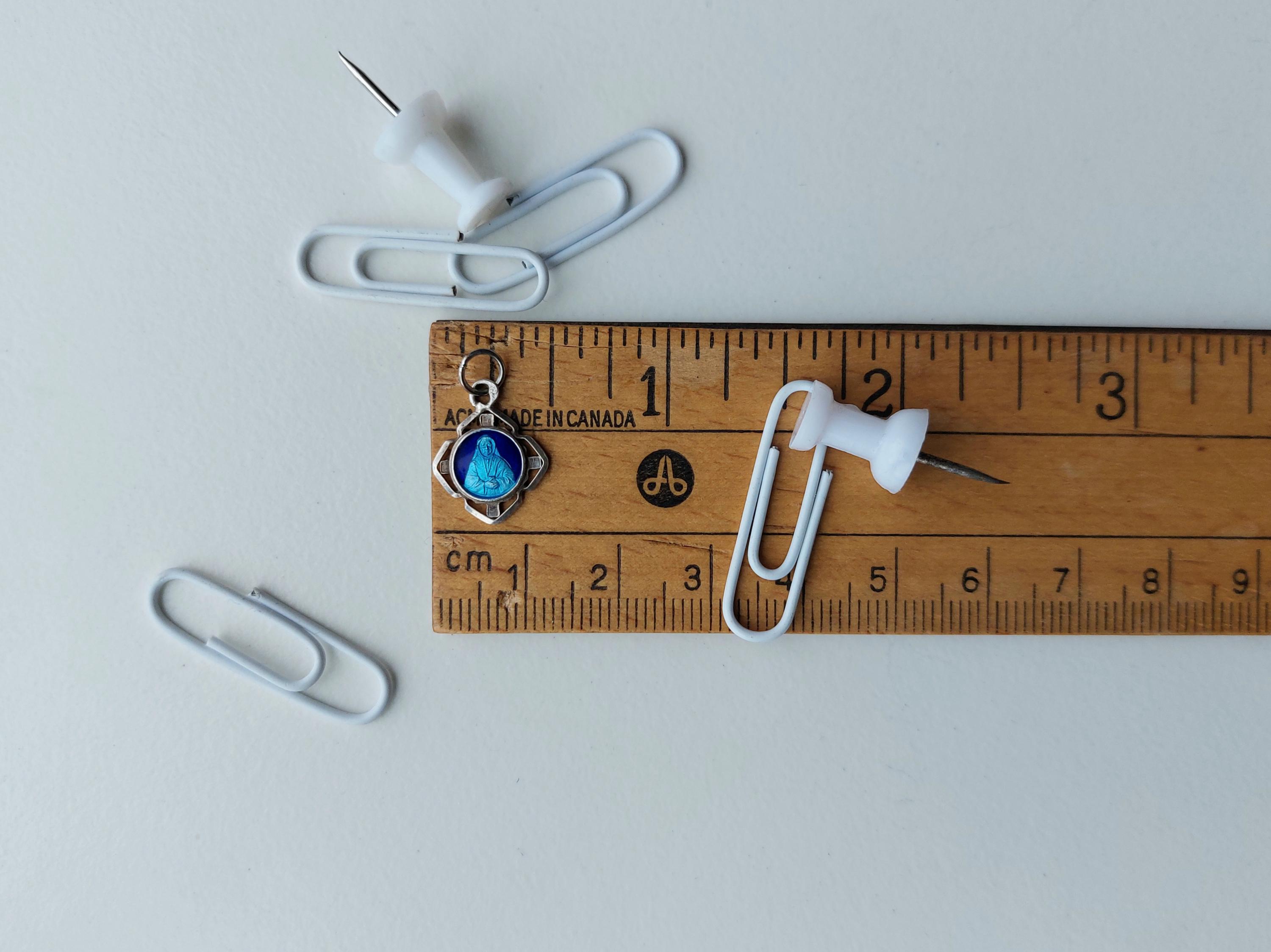 小さな聖テレーズ・クデルク + 聖テレーズ・リジューの透かし彫り