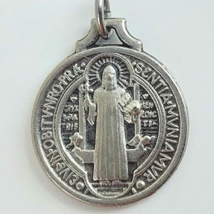 3/4" St Benedict Jubilee Medal—Round Vintage Saint Benoit de Nursie, Benedictine Monk + Patron Saint of Students & Europe Catholic Pendant