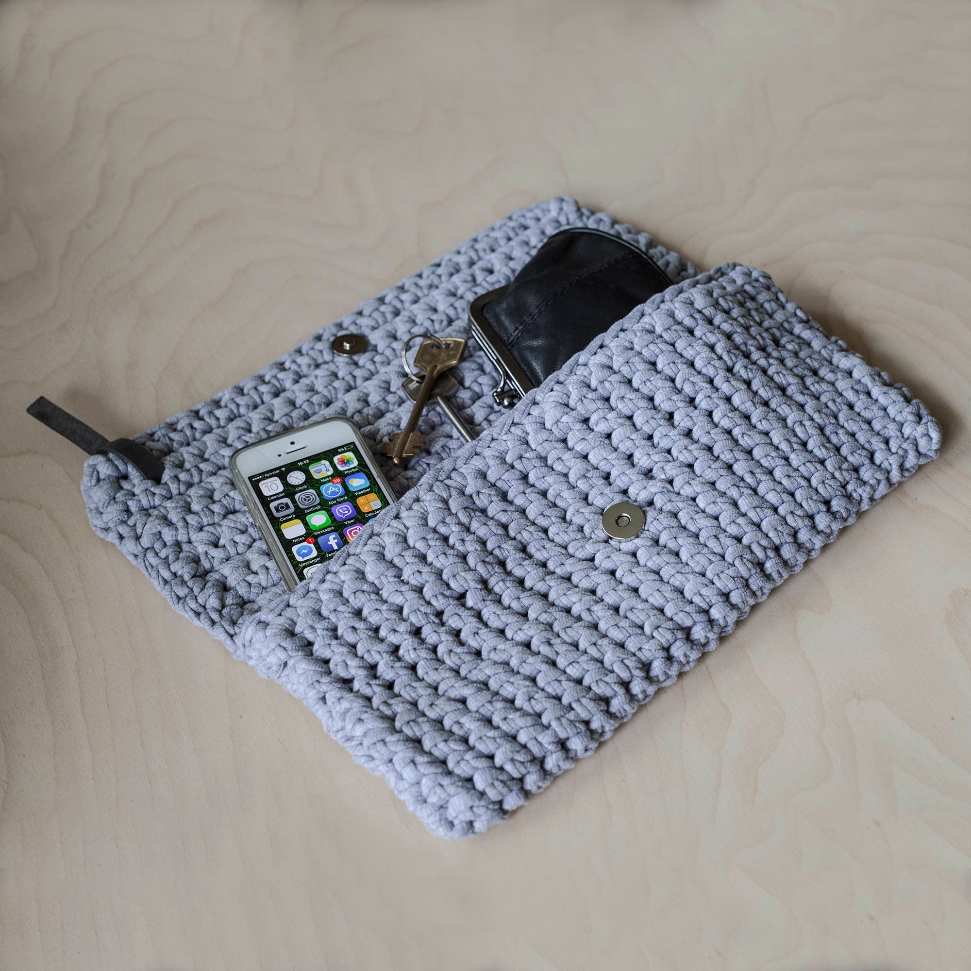 Crochet Chunky Yarn Clutch Bag Video Tutorial and Pattern/ Etsy