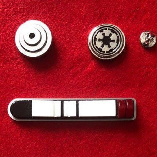 set of 1 rank, 1 code disk and 1 imperial metallic cog for imperial transport officer"Solo" replica SW