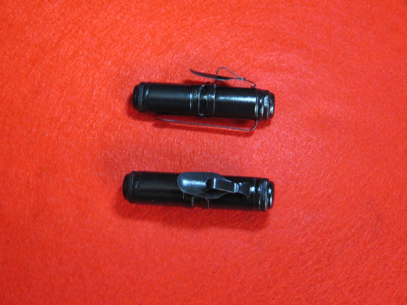 Set of 1 Black Cylinder code-dosimeter for Qi'ra replica with Black clips SW prop2 image 2