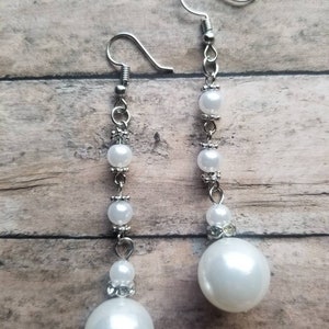 Bridal Earrings, Long Pearl Earrings, White Pearls, Gifts for Her, Statement Earrings, Bridal Jewelry, Elegant Jewelry, Drop Pearls