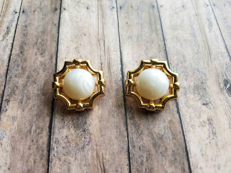 Pearl Clip On Earrings Button Earrings Gifts for Her Non Pierced Earrings Small Earrings Stud Clip On/'s Handmade Gold and Pearls