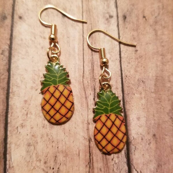 Golden Pineapple Earrings, Cute Pineapple Drop Earrings, Gifts for Her, Statement Fruit Earrings, Tropical Kitsch Earrings, Novelty Earrings