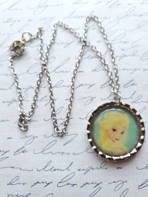 SALE, Frozen Queen Necklace Elsa Pendant Bottle Cap Pendant with Chain  Gifts for Girls Frozen Elsa Jewelry Statement Necklace Handmade