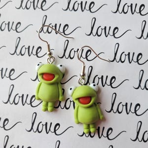 Frog Earrings, Frog Lover Gifts, Novelty Character Earrings, Green Frog Drop Earrings, Happy Frogs, Green Statement Earrings, Kawaii, Kitsch