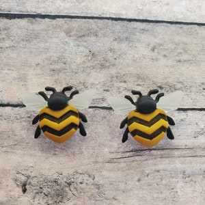 Bumble Bee Post Earrings, Handmade Summer Jewelry, Gifts for Her, Honey Bee Wing Earrings, Kitsch Bug Jewelry Gift, Bee Lovers