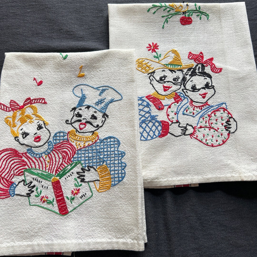 Vintage Embroidery Set of Two Kitchen Towels Linen Toweling With Red ...