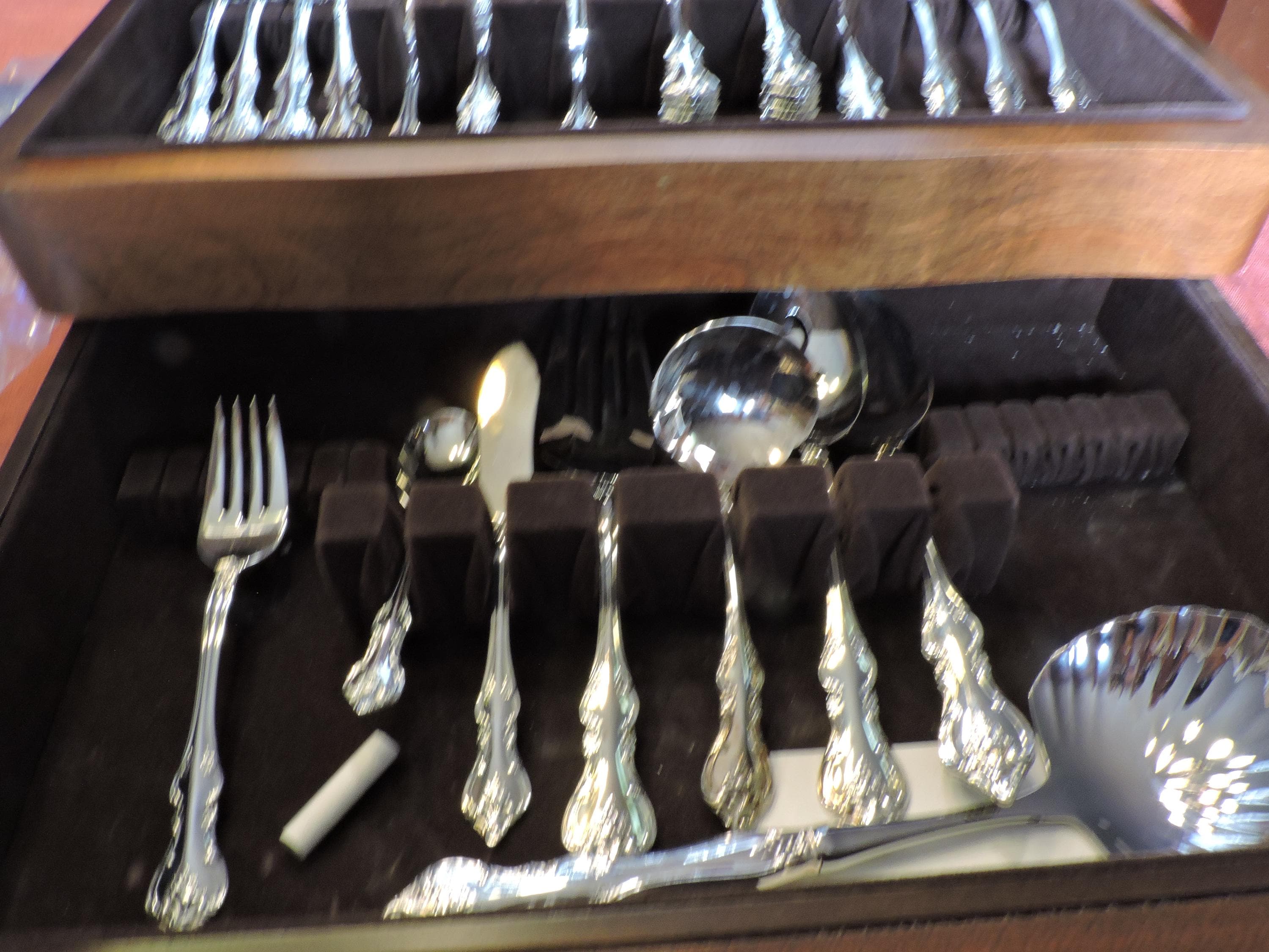 Coffret De Couverts 83 Pièces 1847 Rogers Bros - Argenté, Métal, Fourchettes Dessert