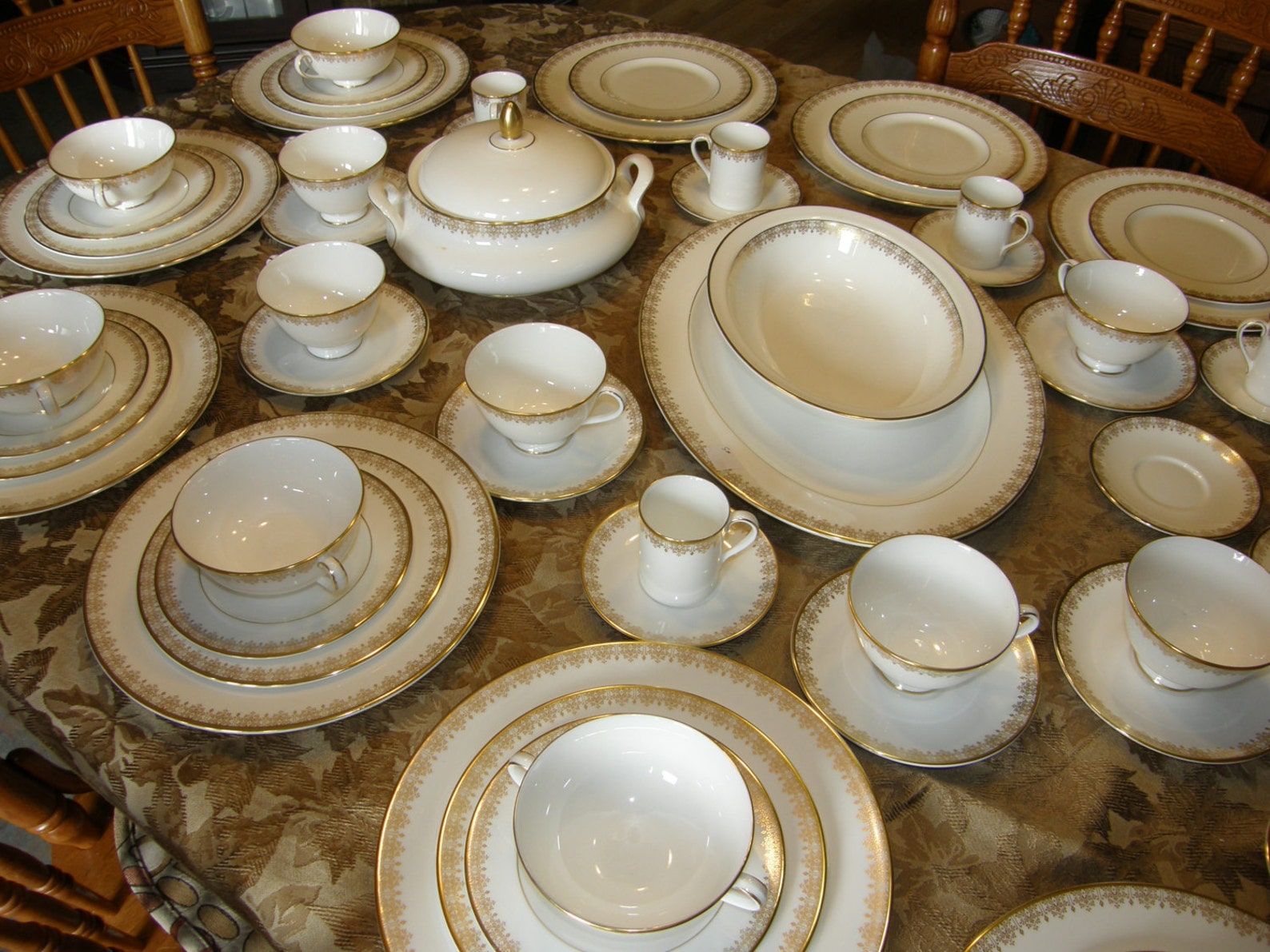 Royal Doulton China Gold Lace H.4989 Service for 12 Etsy