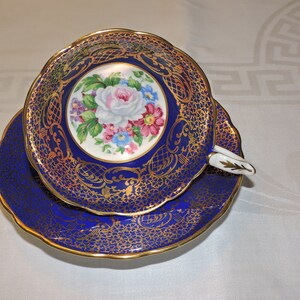 Royal Stafford Bone China 24-4 Apple Blossom Blue Salt /& Pepper Shakers