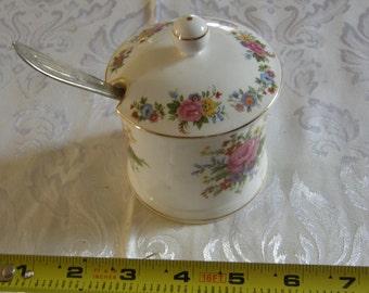 Victoria China ENGLAND BONE CHINA jam jar