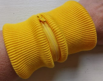 Puls-Tasche, gelb, gerippt