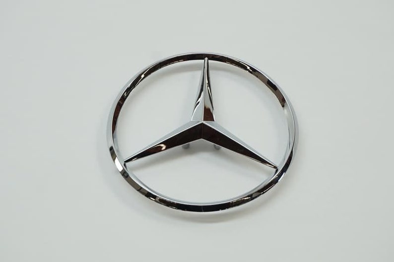 Mercedes Benz 203 значок