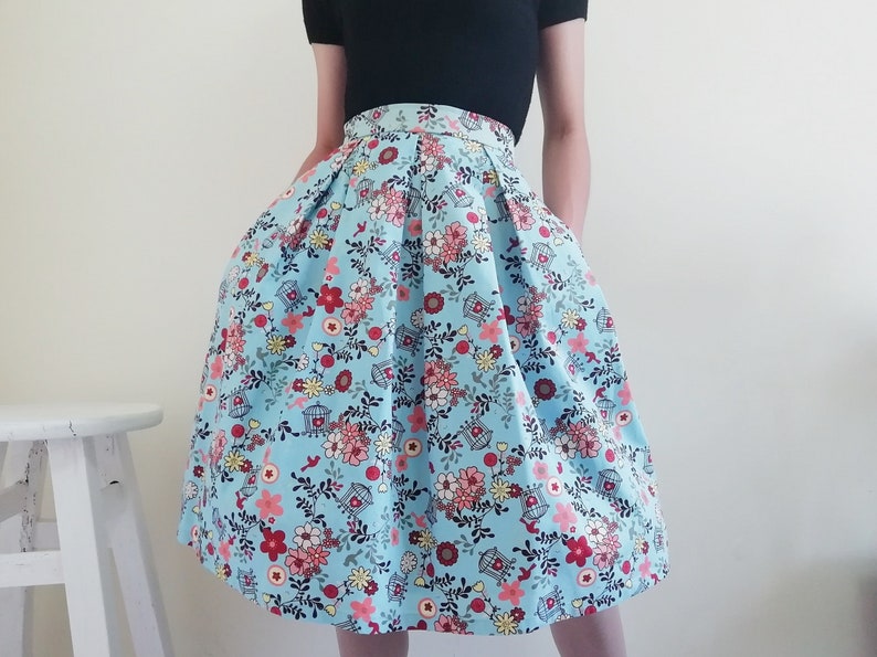 blue floral pleated skirt