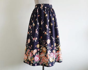 [Margesherwood] / ☆ VINTAGE FLOWER SKIRT / navy Vintage 'hana' Floral Navy Midi Skirt | Retro Women's