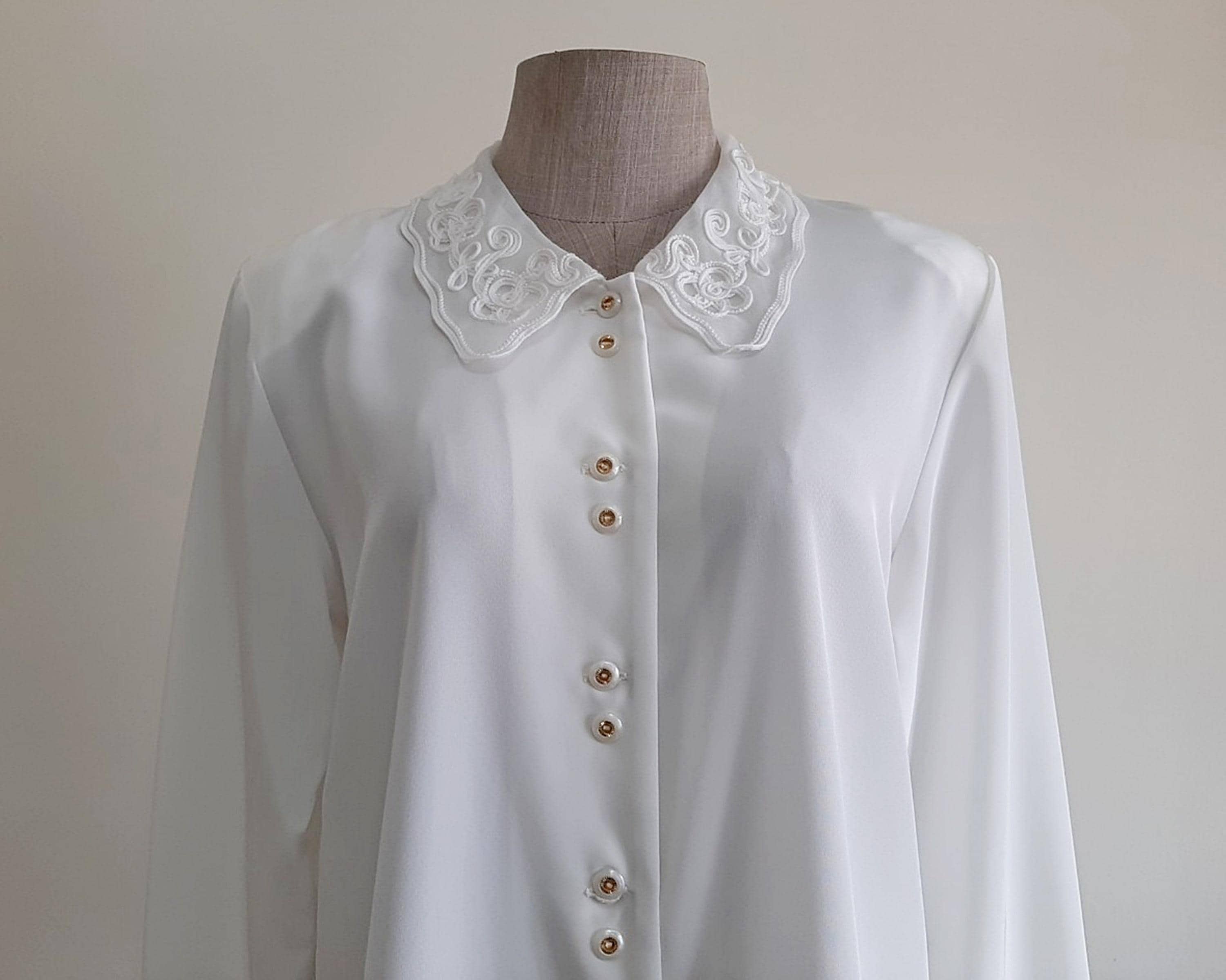 【AMERI】MEDI EMBROIDERY COLLAR BLOUSE トップス Ameri MEDI EMBROIDERY COLLAR BLOUSE Ameri（アメリ