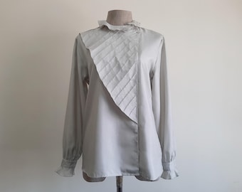 Vintage 80s Gray Ruffle Collar Blouse Long Sleeve Top Pleated Front Polyester Secretary XS