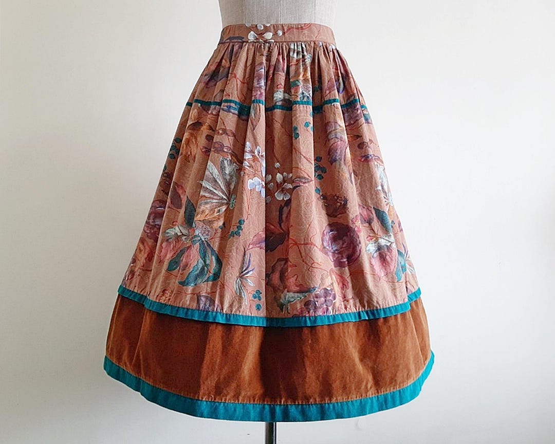 Vintage Floral Skirt-Waist 28 to 34