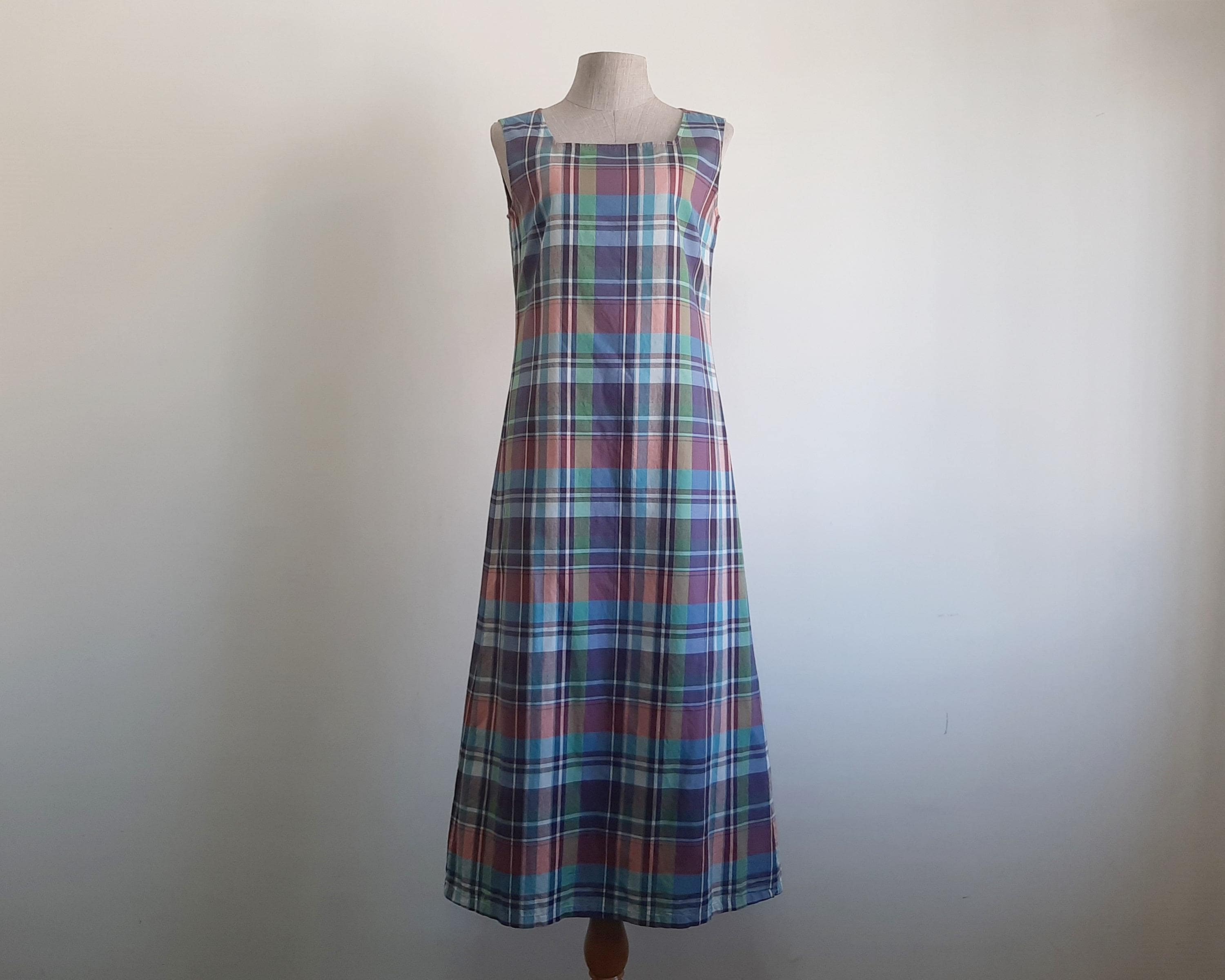 womens tartan holiday dress Christmas Plaid For Women DSORVICD Women's Christmas Plaid Dress – Sleeveless Square Neck Smocked Flowy Midi, Gingham Dress red tartan dress