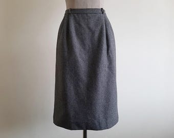 GUNEX by BRUNELLO CUCINELLI ウールスカート、イタリアデザイナーミニ