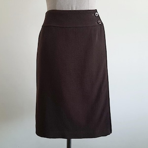 Falda cruzada vintage Courreges de lana marrón, corte A, talle alto, ideal para la oficina, talla pequeña (66 cm de cintura).