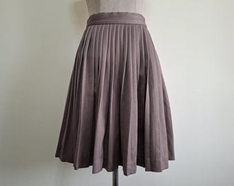 Vintage Brown Pleated Skirt Polyester Wool Flare High Waisted Minimalist Academia XS 25" Waist