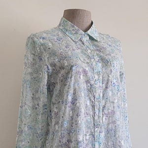XS Vintage White Blue Floral Shirt Womens Long Sleeve Blouse Cotton Shirt Button Up Shirt Collared Shirt Pretty Retro Summer Cottagecore Top