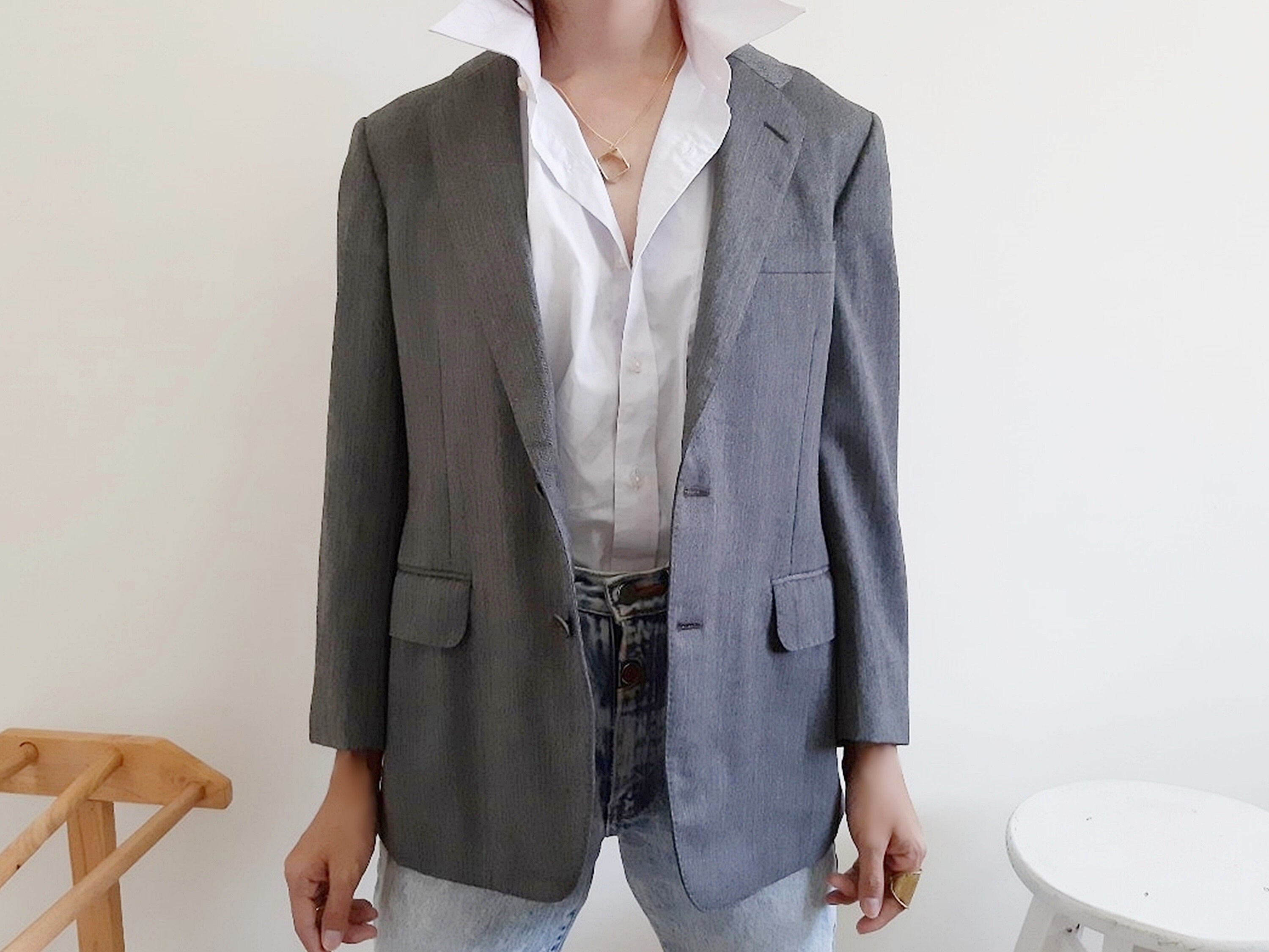 oversized gray blazer