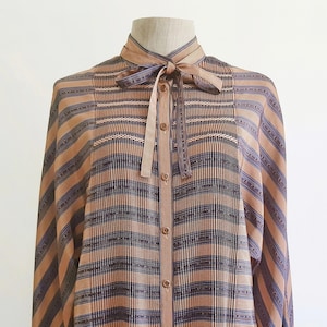 Medium Vintage Blue Brown Striped Blouse Womens Dolman Sleeve Top Bow Tie Blouse High Neck Blouse Button Up Blouse Polyester Blouse Shirt M