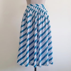 25&quot; Waist Vintage White Blue Striped Skirt Womens Pleated Midi Skirt Polyester Skirt Flare Skirt High Waisted Skirt Cute Summer Skirt XS