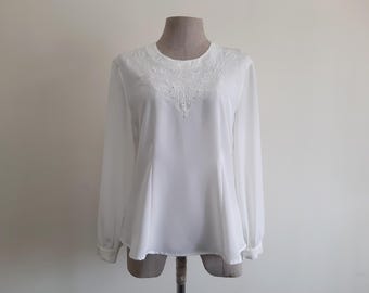Vintage 80s White Embroidered Blouse Long Sleeve Top Button Back Crew Neck Romantic Small