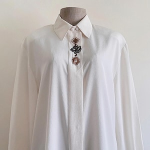 Large Vintage Cream Embroidered Blouse Womens Long Sleeve Shirt Button Up Blouse Polyester Blouse Collared Blouse Cute Retro Secretary Top L