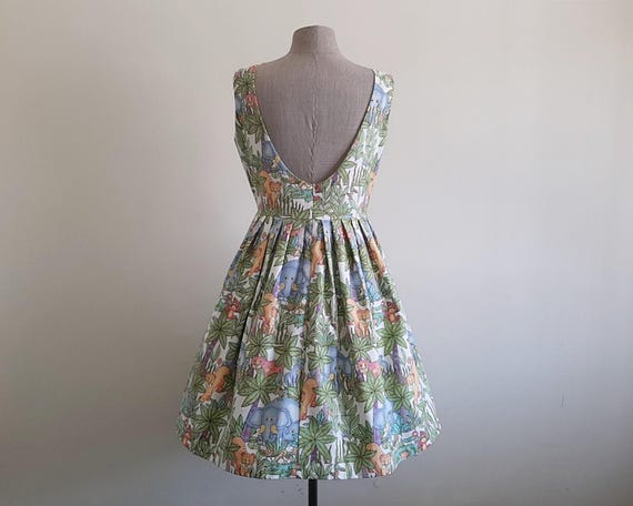 Green Animal Print Dress White Safari Jungle Elephant Tiger Open Back Cotton Sleeveless Medium