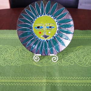 Scandinavian table runner doily woven green vintage