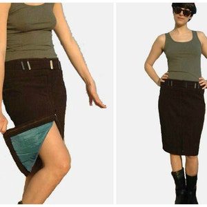Pennyblack 90s VELVETY pencil skirt, stretched, black + blue internal lining. Zip closure, belt. Knee length. Size 10. Made in Italy.