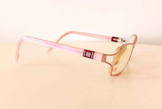 GIVENCHY Women's Pink Eyeglasses Frame. Butterfly Shaped. Pink