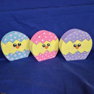 RESTOCKED CHUNKY wooden chick in egg, Wooden Easter chicks, Easter chicks, Chunky wooden easter egg, chunky wooden chicken, Easter decor
