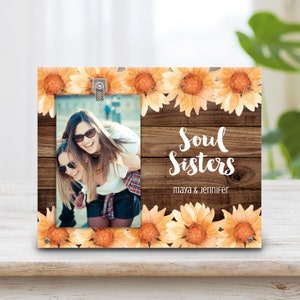 Best Friend Gift - Soul Sisters Photo Gift Frame Personalized -Bridesmaid Sunflower Frame - Sorority Gift - Long Distance Gift For Friend