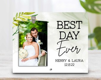 Personalized Wedding Gift Frame - Best Day Ever - Anniversary Gift - Wedding Greenery Picture Frame - Anniversary Photo Frame - Newlywed