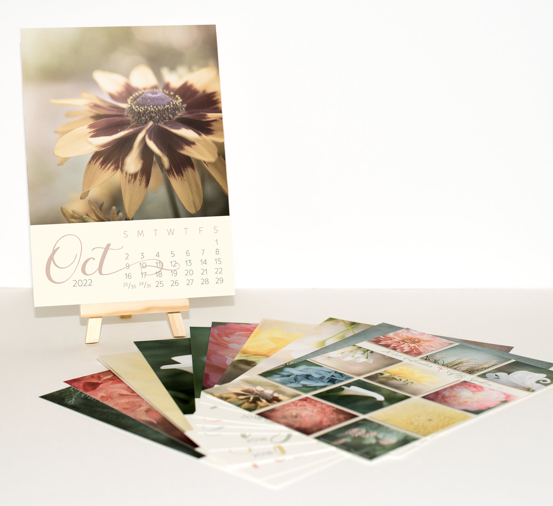 2022 Teacher Christmas Gifts 2022 Desk Calendar With Stand Christmas Gift for Teacher Etsy