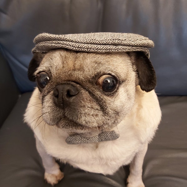 MEDIUM Peaky Blinder dog pet Herringbone  flat cap and bow tie Hand made