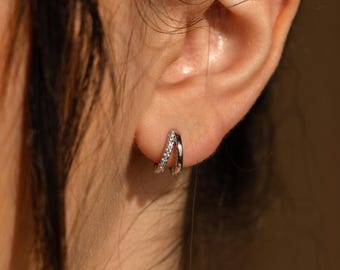 Diamond Hoop Earrings • Dainty Crystal Huggie Earrings • Silver Small Hoop Earrings • Minimalist Bridal Jewelry • Best Friend Gift • ER119
