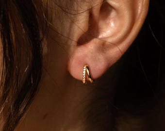 Diamond Huggie Earrings • Dainty Small Hoop Earrings • Crystal Bridal Earrings • Minimalist Wedding Jewelry • Mother's Day Gift • ER119