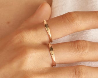 Anel fino com nome • Anéis empilháveis personalizados em ouro e prata de lei • Anel delicado com nome personalizado • Presente de aniversário • RM21F41